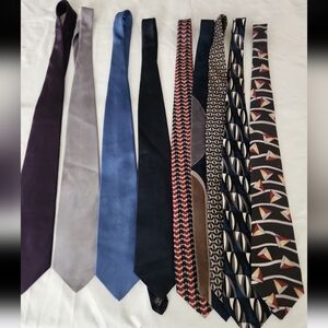 Italianissimo lot of 9 men's patterned & solid ties #D016